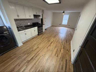Main picture of 830 17th St