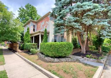 Main picture of 1055 Neil Ave