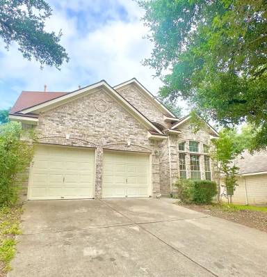 Main picture of 15408 Osseo Cv