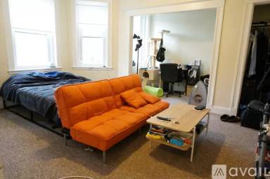 Main picture of 60 Woodstock Ave