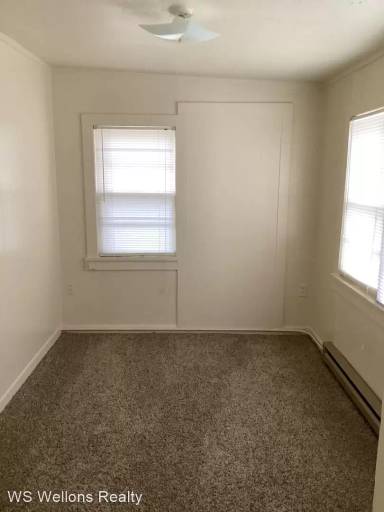 Main picture of 111 S 1st St