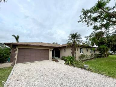 Main picture of 1557 Covington Cir E
