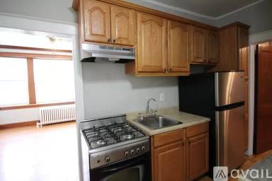Main picture of 2651 N Harding Ave