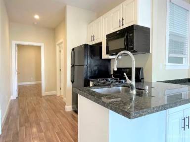 Main picture of 2298 Mission St