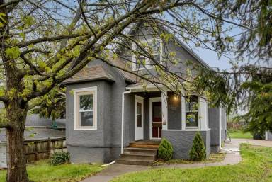 Main picture of 6316 Spencer St