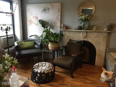 Main picture of 1393 Pacific St