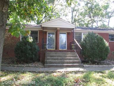 Main picture of 132 37th Ave N