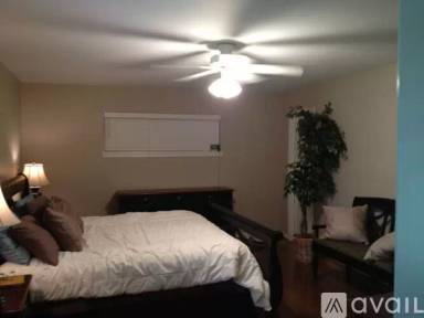 Main picture of 826 Sylvania Dr