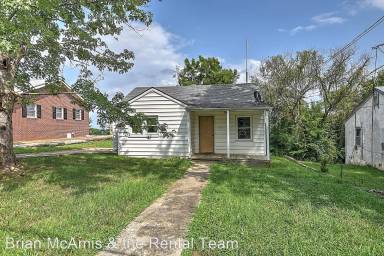 Main picture of 319 N Highland Ave