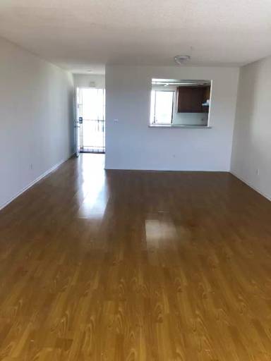 Main picture of 330 Pioneer Dr