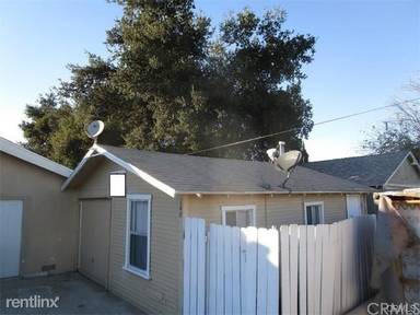 Main picture of 258 E 21st St