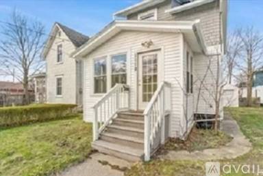 Main picture of 1112 E Ganson St