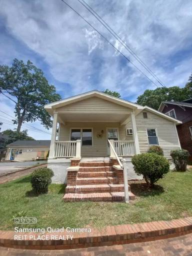 Main picture of 854 Tryon Hill Dr