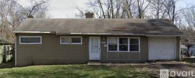 Main picture of 7713 E 113th St