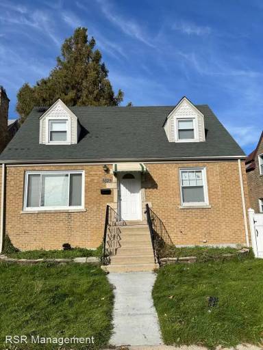 Main picture of 6330 W Barry Ave