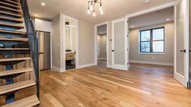 Main picture of 595 Myrtle Ave