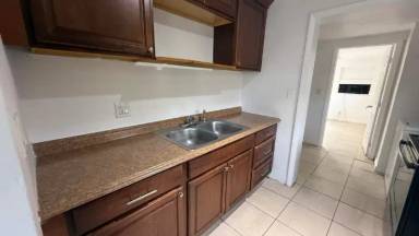 Main picture of 212 NW 8th Ave