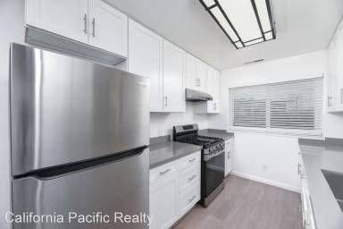 Main picture of 6423 Bancroft Ave
