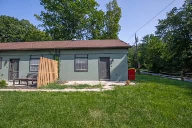 Main picture of 115 Old Bridge Rd