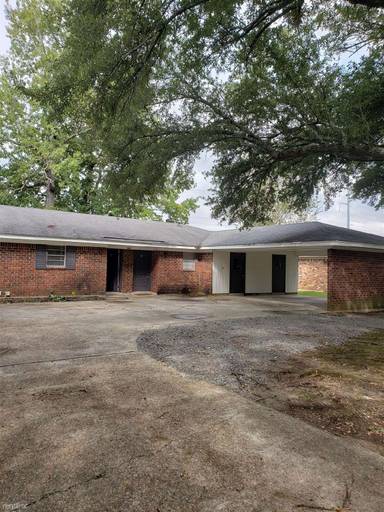 Main picture of 303A Woodlawn Dr