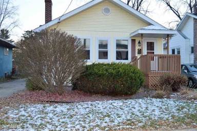 Main picture of 952 Benton Ave