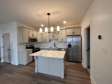 Main picture of 104 Filbert Way