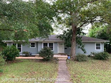 Main picture of 815 Jennings Dr