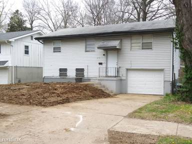 Main picture of 2731 Elmwood Ave
