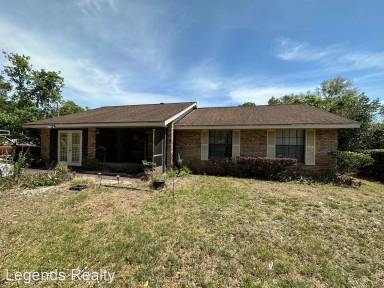 Main picture of 1771 West Pkwy