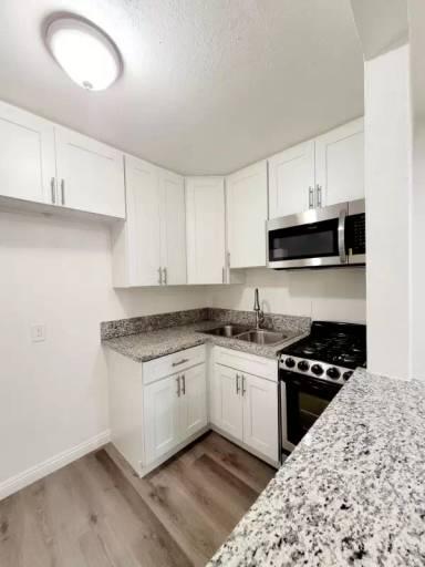 Main picture of 12920 Dalewood St