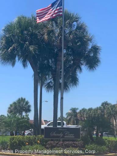 Main picture of 598 Orange Dr