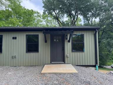 Main picture of 23 Proctor Dr