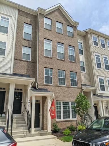 Main picture of 5933 Krantz Dr