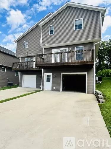 Main picture of 1759 W Victoria Ln