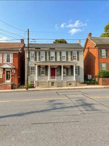 Main picture of 109 Hanover St