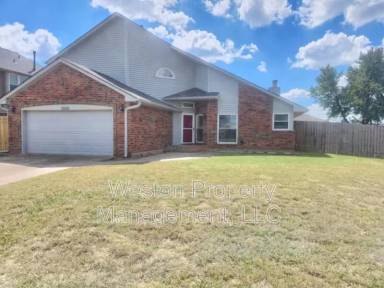 Main picture of 3220 Duvall Dr