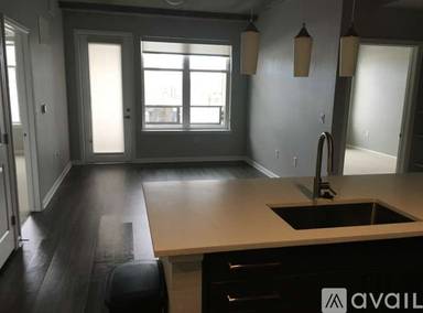 Main picture of 2217 Glenarm Pl