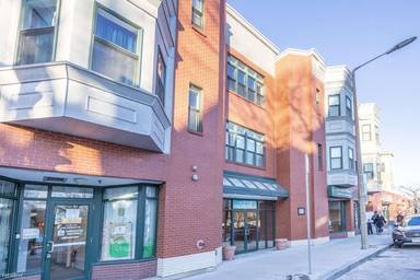 Main picture of 323-329 Centre St