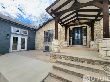 Main picture of 2729 Bradford Dr