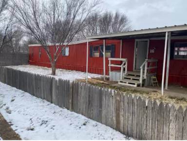 Main picture of 400 SE 58th Ave