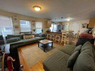Main picture of 74 Ashford St