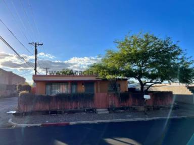 Main picture of 1615 N Tyndall Ave