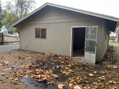 Main picture of 1637 56th Ave