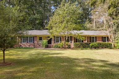 Main picture of 202 King George Rd
