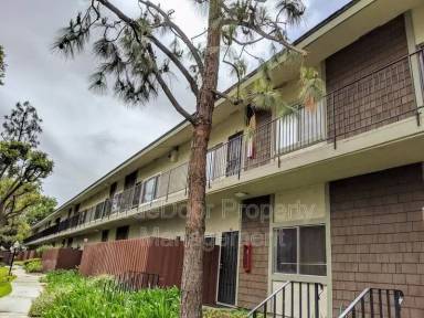 Main picture of 991 S Idaho St