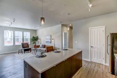 Main picture of 351 NE 79th Ave