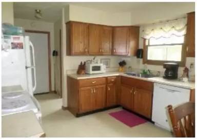 Main picture of 178 W State St