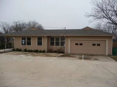 Main picture of 3121 McKinney St