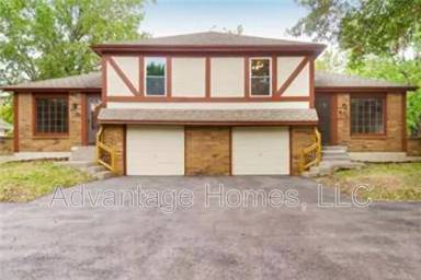 Main picture of 1423 E Haven Ln