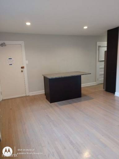 Main picture of 601 Sheridan Rd